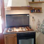 Gasherd und Elektrobackofen